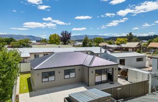 24A Brandon Street, Alexandra