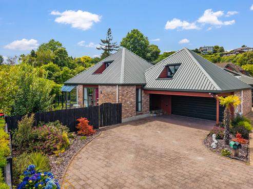 4 Libra Place, Kawaha Point