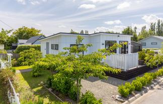 24 Kempton Street, Greytown