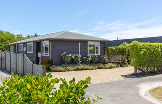 5 Tuscan Lane, Martinborough