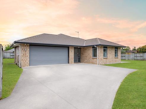 11 Wessex Place, Rototuna North
