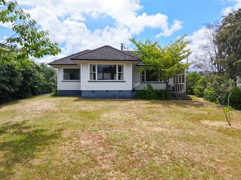 5 Mere Road, Taupo