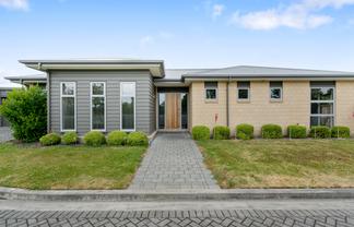 6 Wrey Jury Lane, Dallington