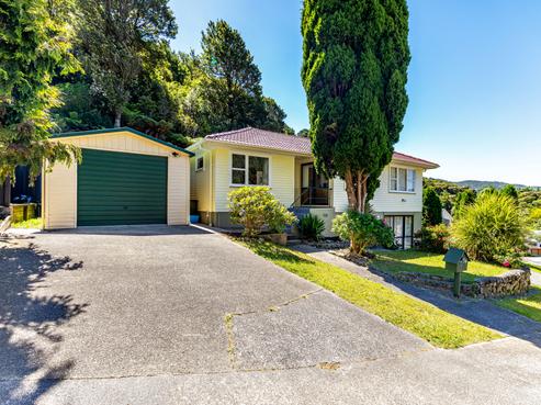 54 Kowhai Street, Wainuiomata
