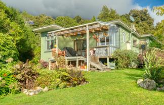 1903 Lake Mitchells Road, Inchbonnie