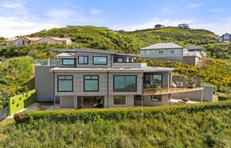 35 Grumman Lane, Newlands