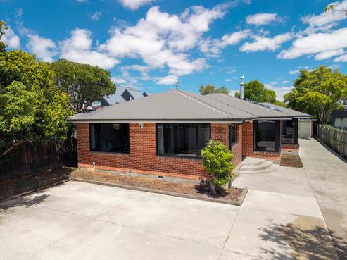 145 Memorial Avenue, Burnside