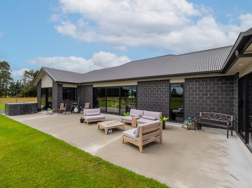 79 Curry Road, Waimatua