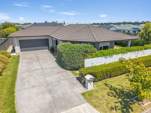 2 Drovers Way, Frimley