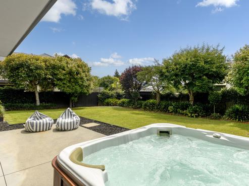 145 Kings Avenue, Matua