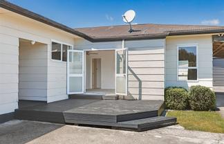 62 McGill Street, Waimangaroa