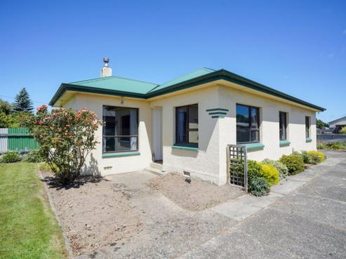 19 York Street, Strathern