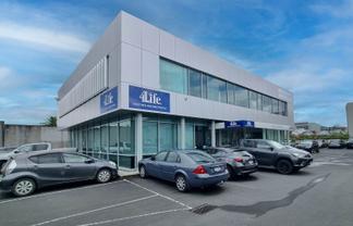 MODERN GROUND FLOOR WILLIAM PICKERING OFFICE
