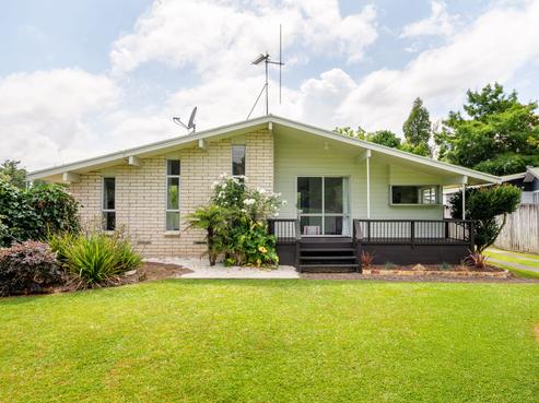 37 Exeter Street, Glenview