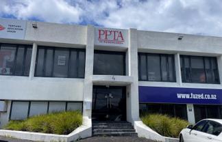 Functional large scale office