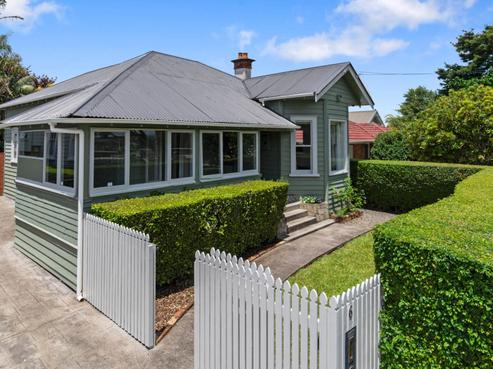 6 Manatu Street, Mount Eden