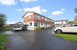 2/43b Milton Road, Mount Eden