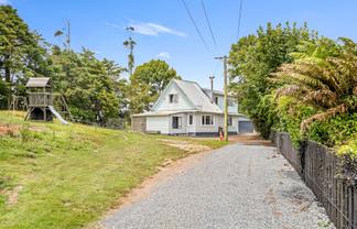 32 Matai Street, Mamaku