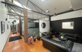 Modern City-Fringe Living in the Heart of Auckland