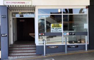 Modern Newmarket Office Studio | 120 m2