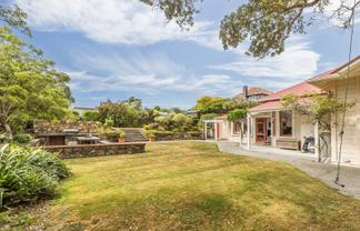 11 Trelissick Crescent, Ngaio
