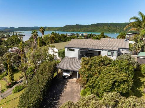 130 Tirohanga Drive, Whangamata