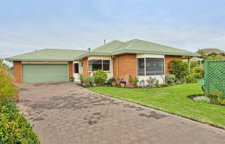 6 Wilton Row, Taradale