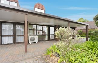 36/327 Hobsonville Road, Hobsonville