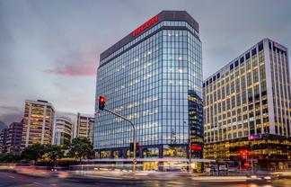 Well presented office space near waterfront