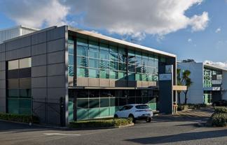 High Profile Highbrook Facility | 2115 m2