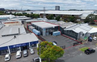705sqm Road-Front Industrial / Trade Retail