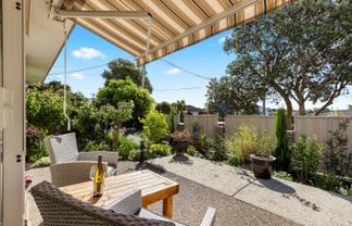 1/42 Bay Street, Red Beach