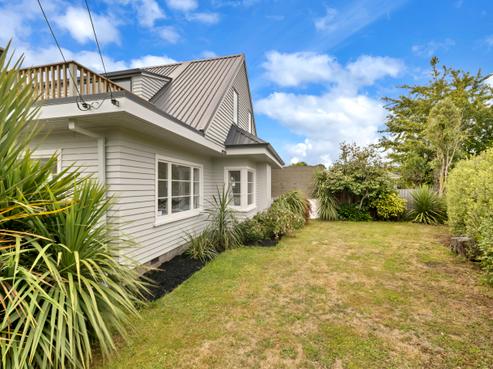 27 Tavender Street, Woolston