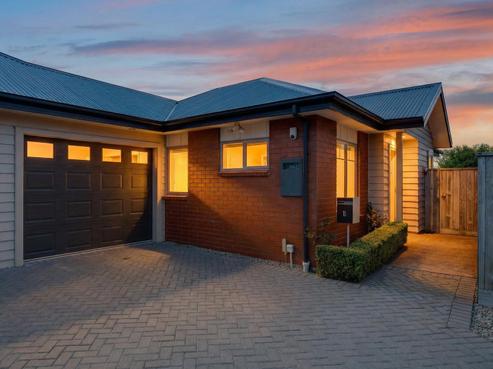 10 Streamside Court, Woolston