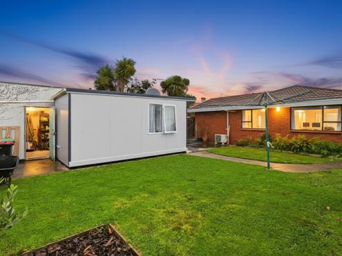 14B Ravelston Street, Saint Kilda