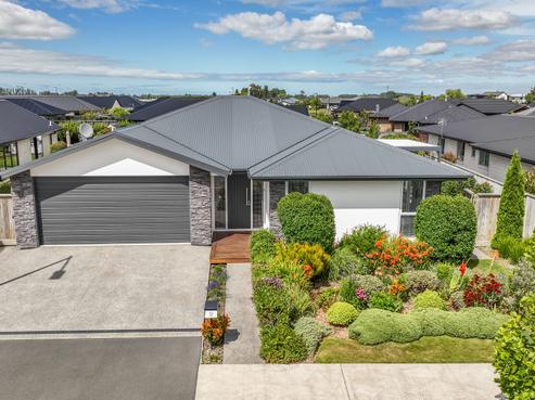 32 Whitehorn Drive, Lincoln
