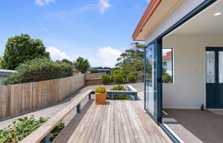 15A Rimu Road, Stanmore Bay