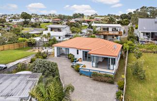 15A Rimu Road, Stanmore Bay