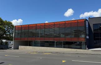 Modern Fitted Office in Grafton