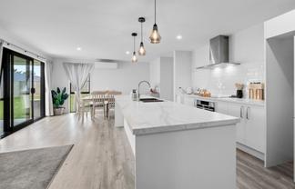 142 Trevors Road, Hampstead