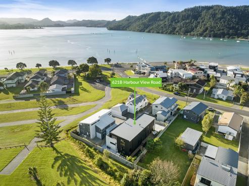 621B Harbour View Road, Whangamata