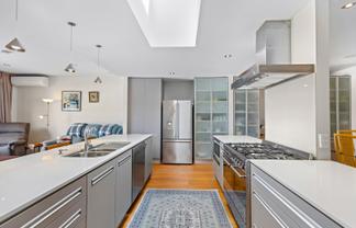 9/16 Beach Front Lane, Browns Bay