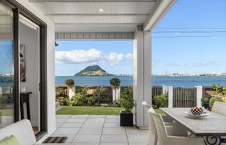 1/40 Harbour Drive, Otumoetai