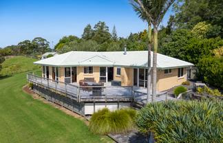 56 Burne Road, Waitoki