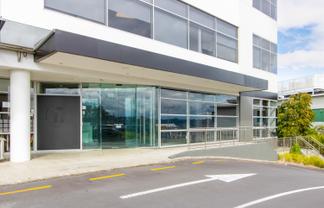 Versatile Albany Retail - Available Now