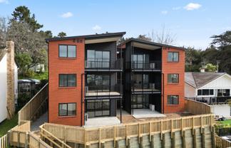 3/12 Ruakiwi Road, Hamilton Lake