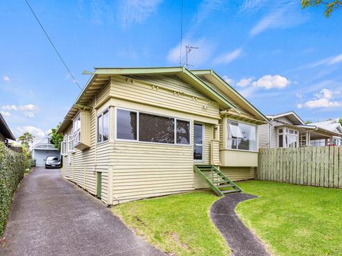 94 West End Road, Westmere