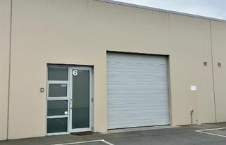 Modern 133sqm Industrial Unit