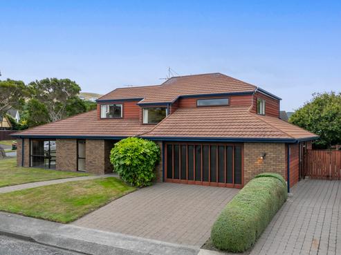34 Burbank Crescent, Churton Park