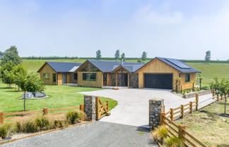 120 Corcoran Rd, Te Pahu